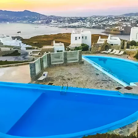 Corfos Sea View Apartamento *